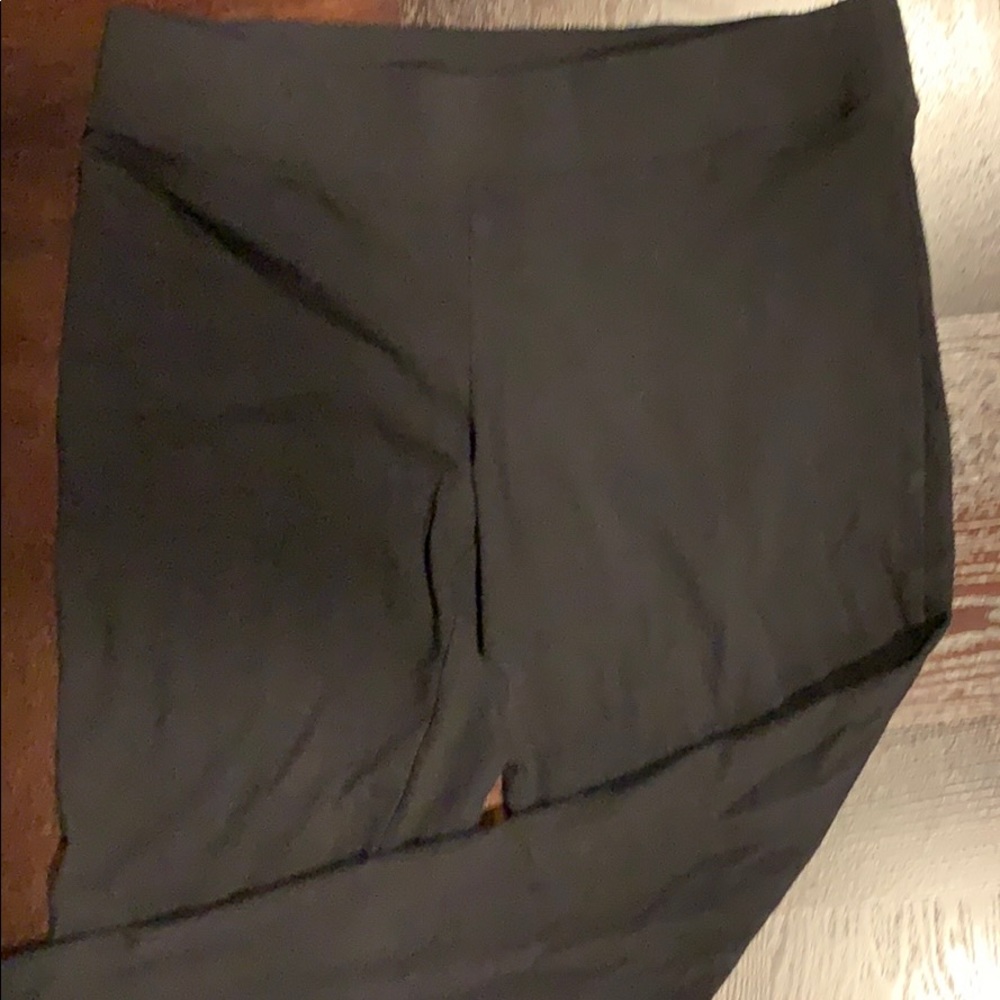 Utopia by Hue Black Leggings